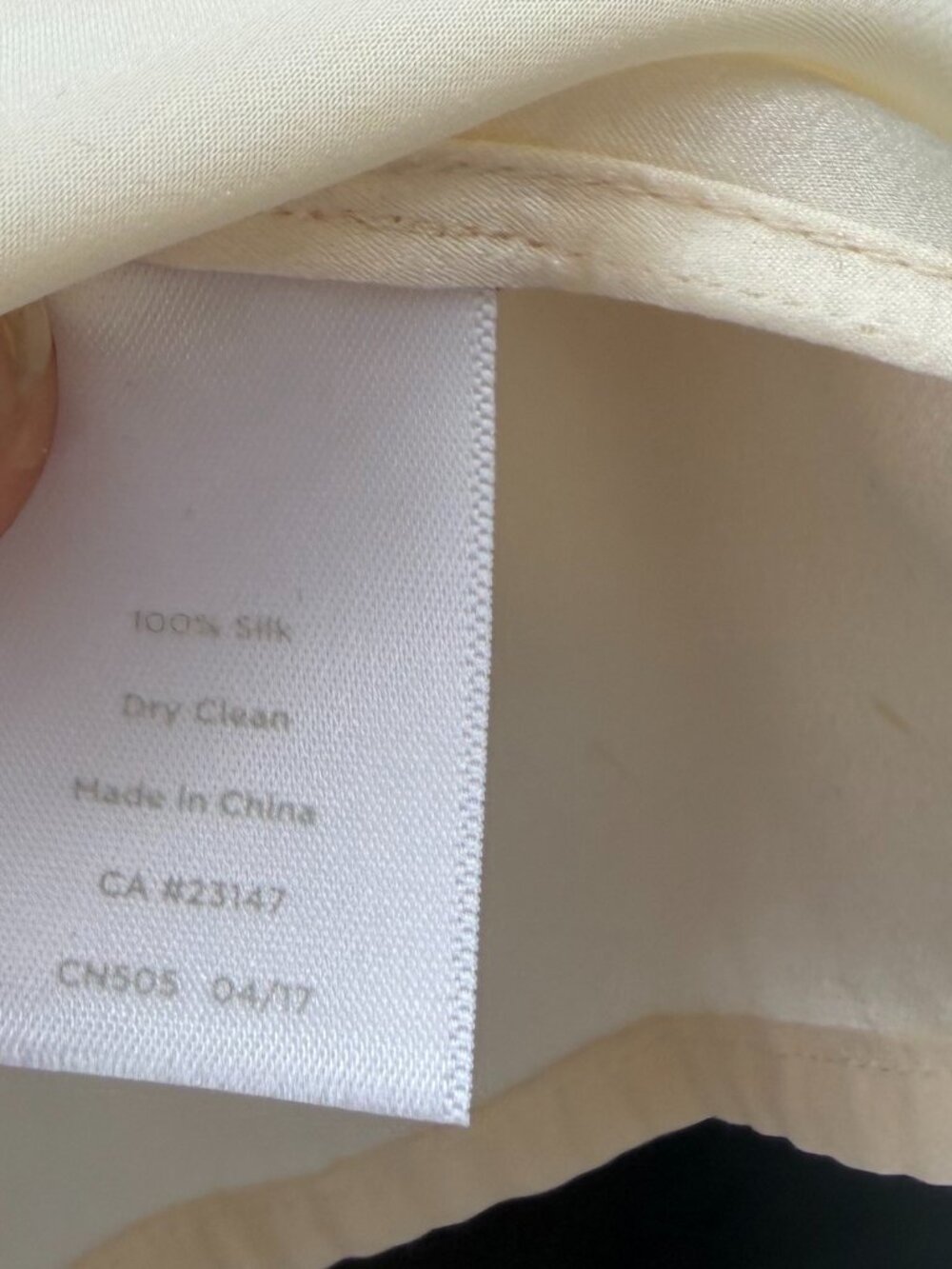 Women's 100% Silk Top - Picture 6 of 7